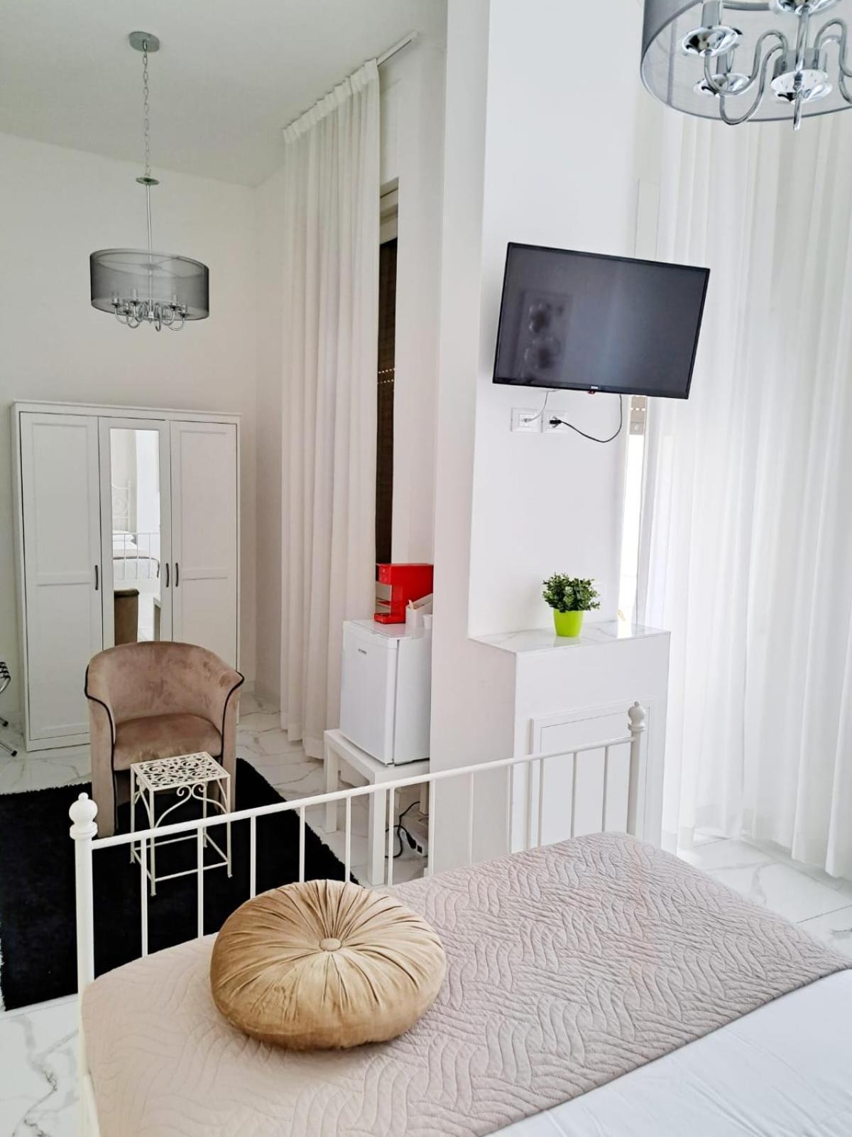 The Gallery Boutique Rooms Τεργέστη Δωμάτιο φωτογραφία